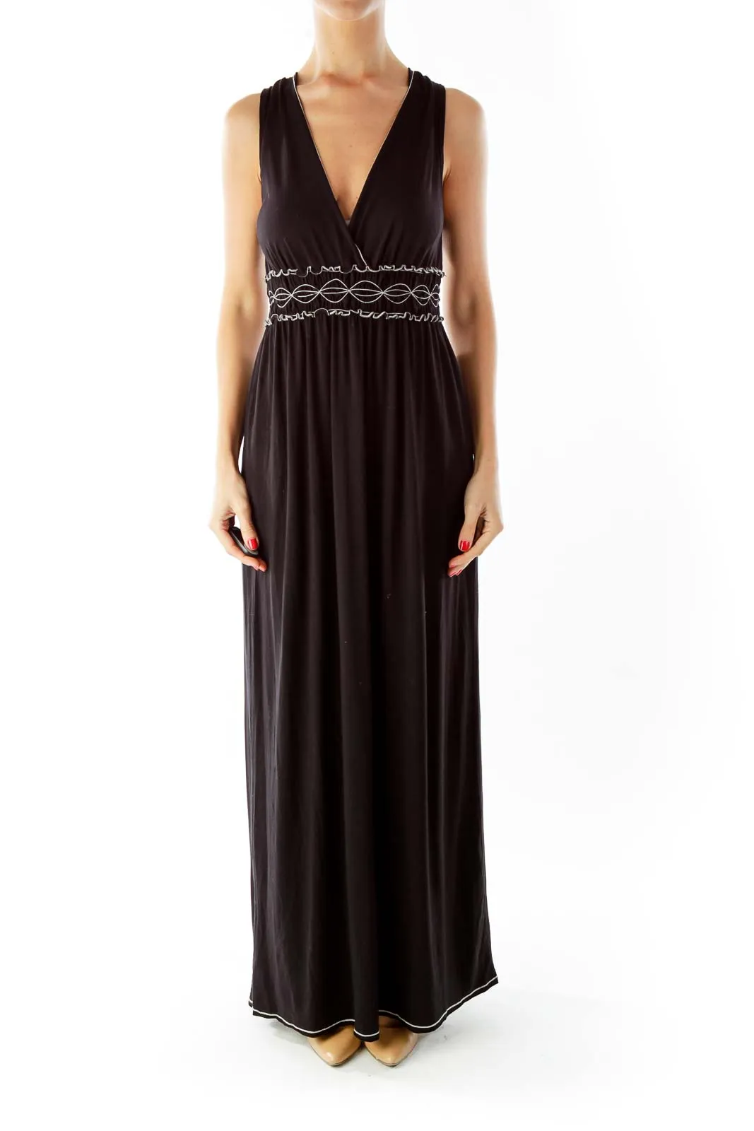 Black White Scrunched V-Neck Maxi Dress