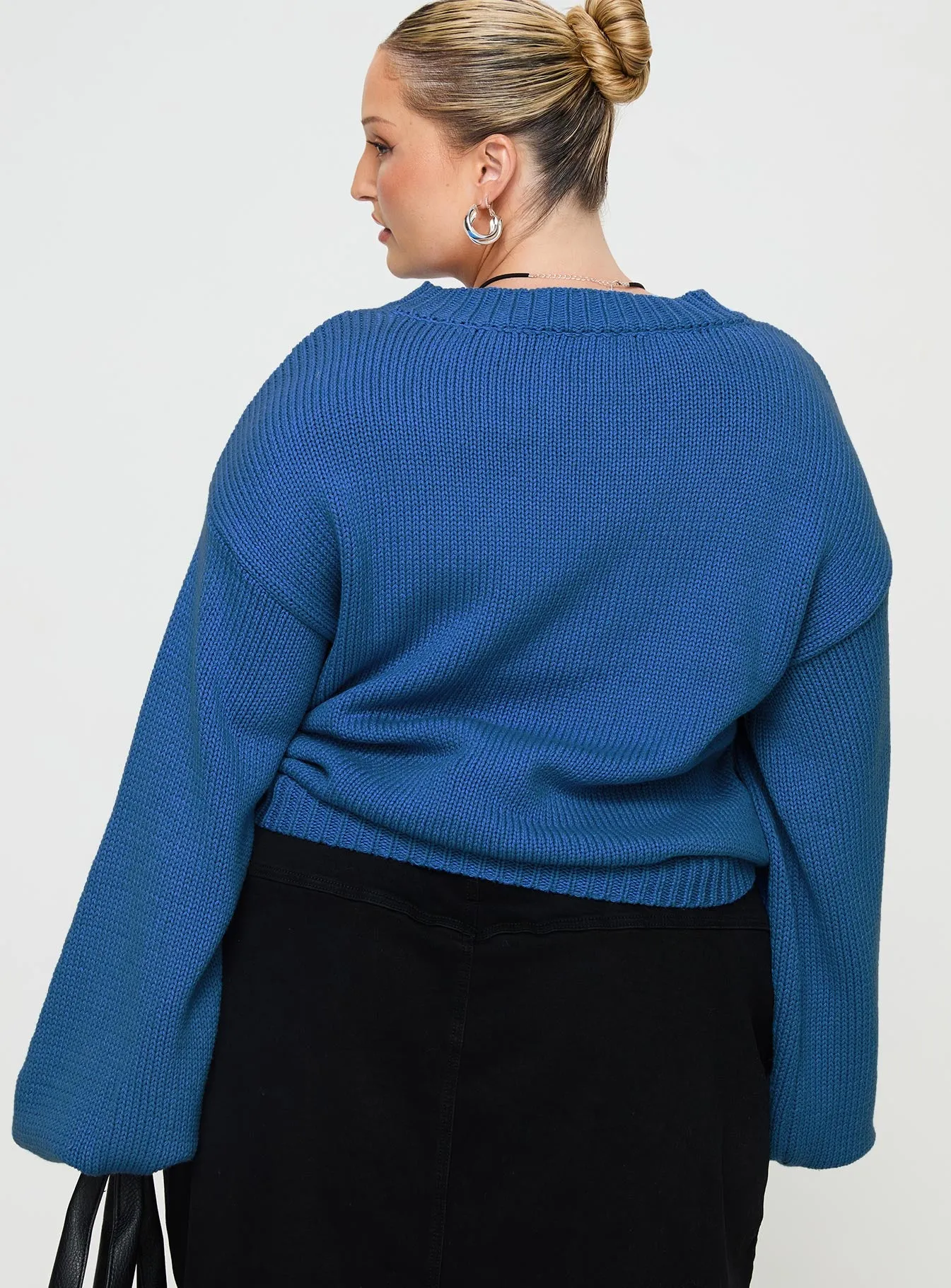 Harmony Knit Sweater Blue Curve