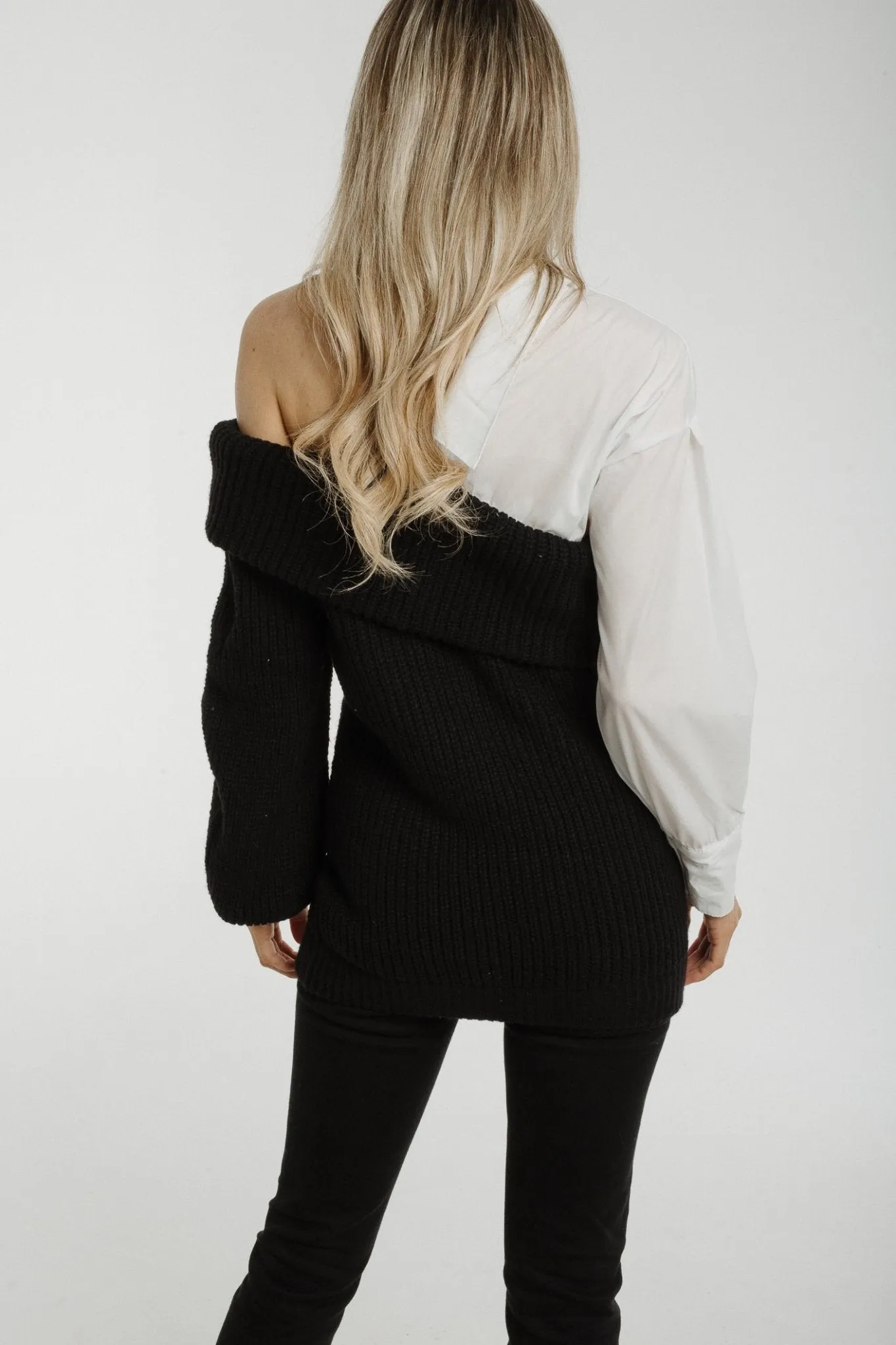 Lila Contrast Jumper In Black